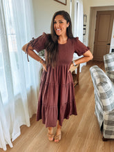 Load image into Gallery viewer, The Merrit Knee Length Dress - 2 Colors

