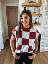 Load image into Gallery viewer, Magnolia Checkered Sweater
