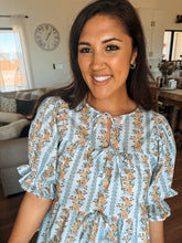 Load image into Gallery viewer, Wildflower Bouquet Blouse
