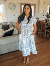 Load image into Gallery viewer, Victoria Vintage Floral Dress
