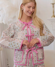Load image into Gallery viewer, Quilted Floral Bow Jacket
