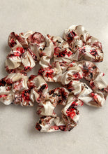 Load image into Gallery viewer, velvet rose scrunchie 
