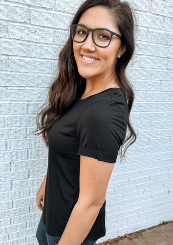 The perfect black basic short sleeve tee