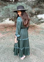 Load image into Gallery viewer, Emily Emerald Tiered Dress
