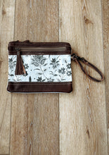 Load image into Gallery viewer, Creamy Petal Myra Pouch
