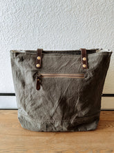 Load image into Gallery viewer, Brynn Tote Myra Bag
