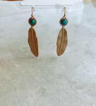 Load image into Gallery viewer, Lilah Leaf Earrings
